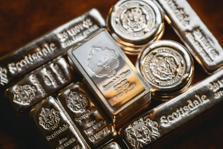 Pourquoi investir dans l’argent via les sociétés minières d’argent devient incontournable en 2025 : les 10 règles d’or… de l’argent
